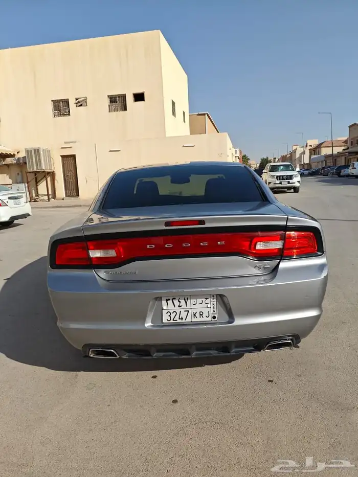 شارجر 2014 فل كامل هيمي 5.7 1
