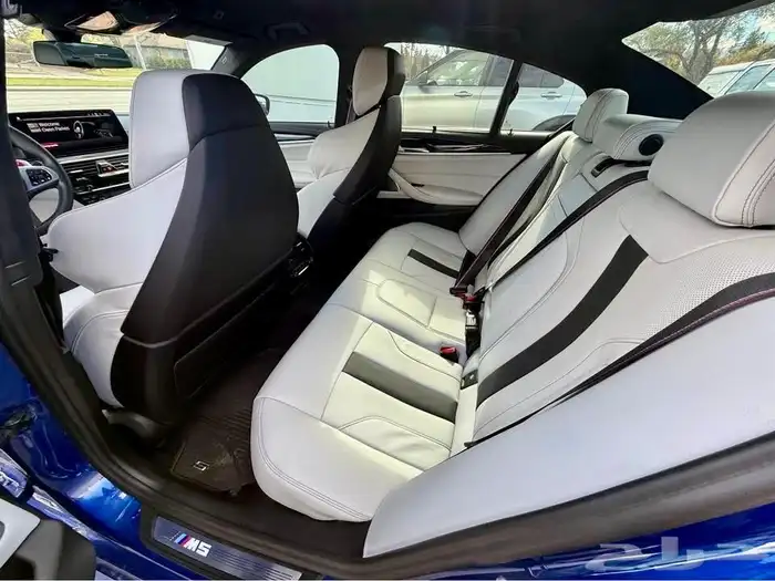 للبيع BMW - M5 - competition موديل 2023 وارد كندا 11
