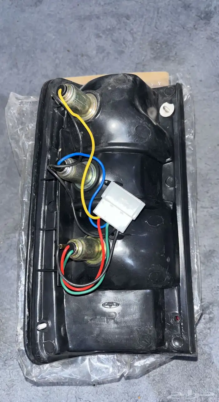 اسطب خلفي هايلوكس 89-97 2