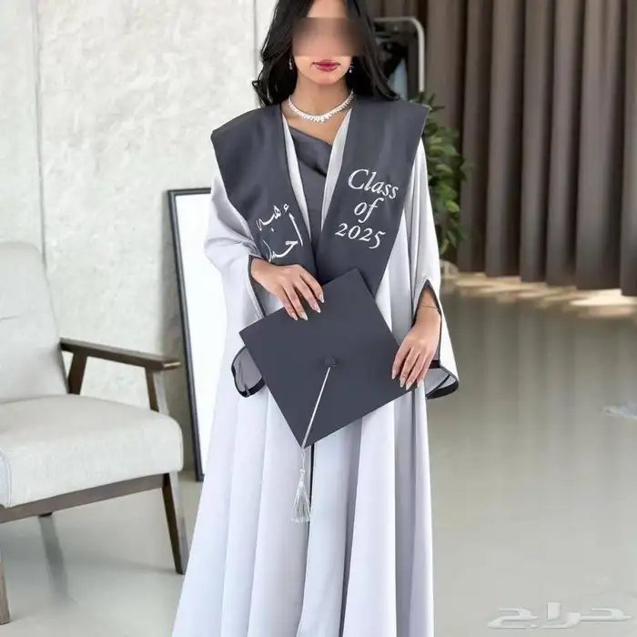 عبايات تخرج تفصيل تطريز ارواب تخرج وشاحات تخرج 3