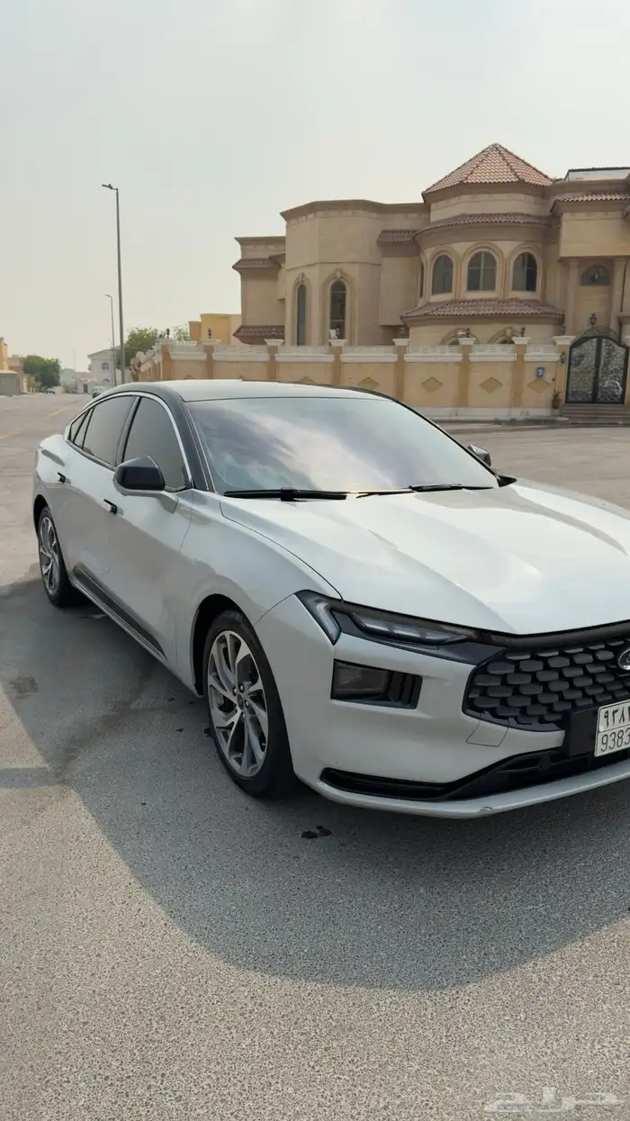 فورد تورس تيتانيوم 2024 2