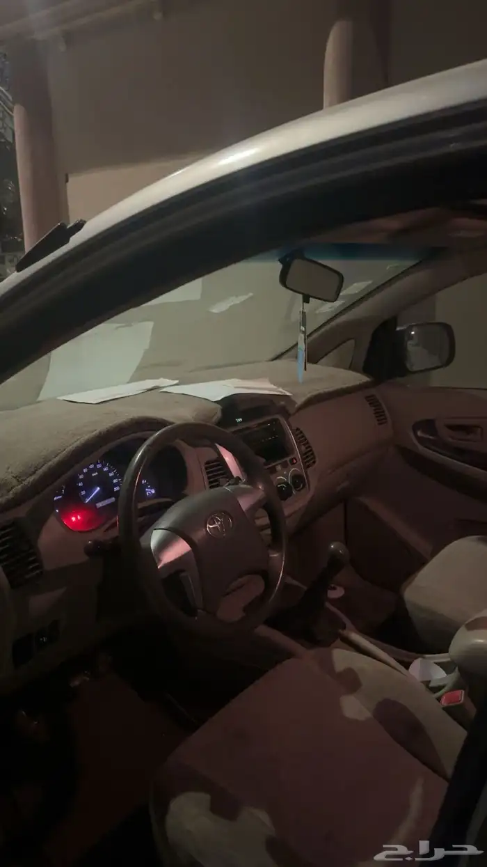 للبيع انوفا 2015 4