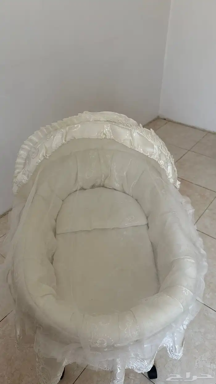 سرير اطفال 0