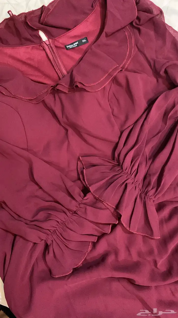 فساتين غير مستخدمه 3