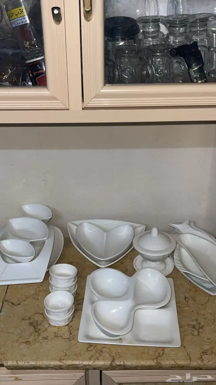 صحون ابيض اشكال متعددة بسعر رمزي 0