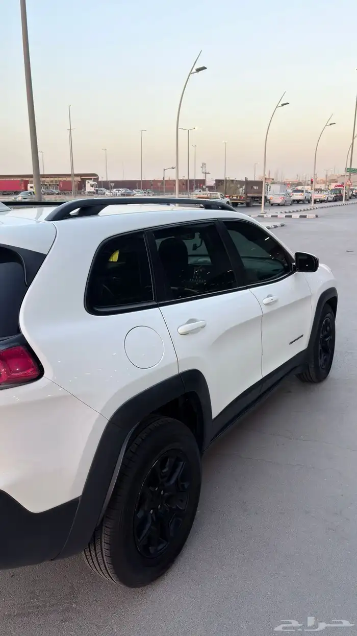 جيب شيروكي سبورت ترايل هوك 2019 - Jeep Cherokee TrailHawk 11
