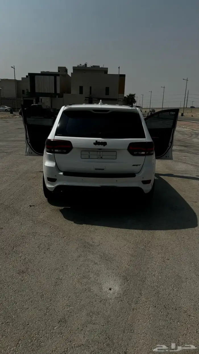 جيب قراند شروكي اس ار تي SRT 4
