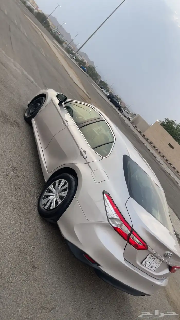 كامري 2020 اللون ذهبي او كشميري للتنازل 1