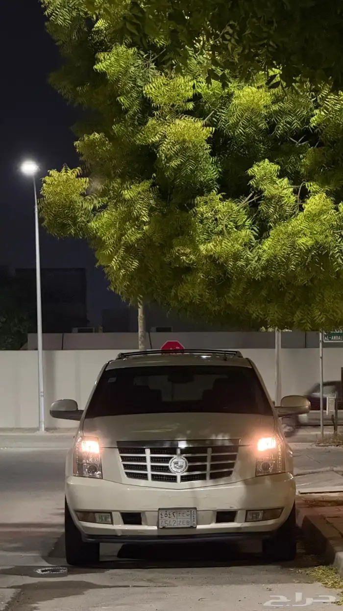 اسكاليد 2008 0