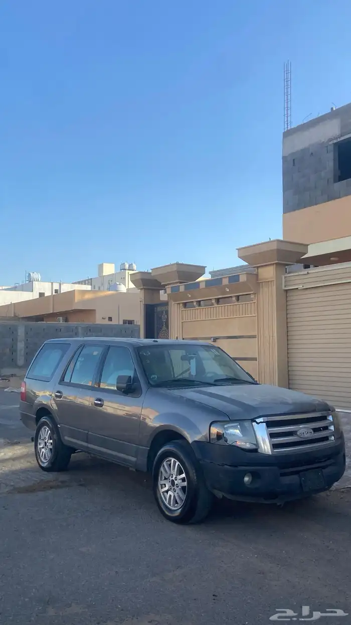 فورد اكسبدشن 2013 شاصي قصير 1