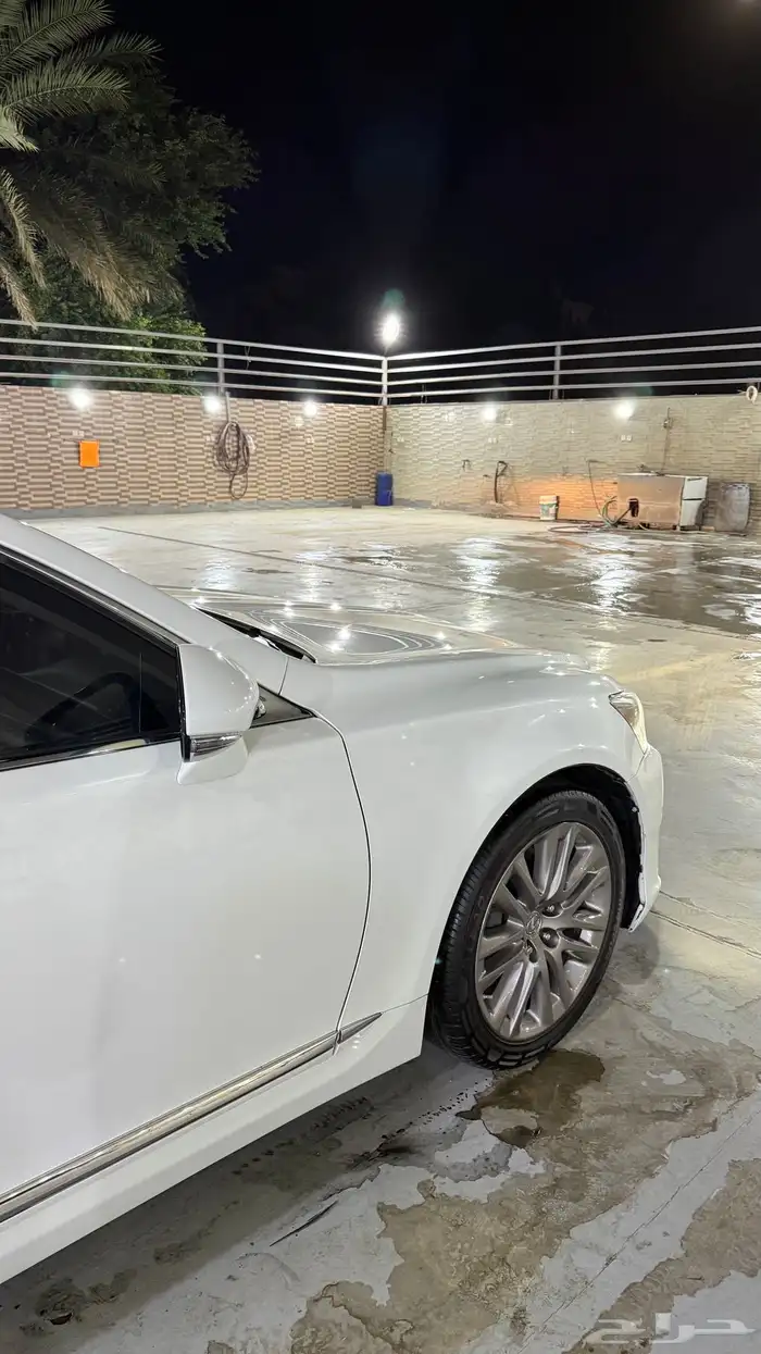 لكزس LS640 لارج عبداللطيف جميل بيشه 3