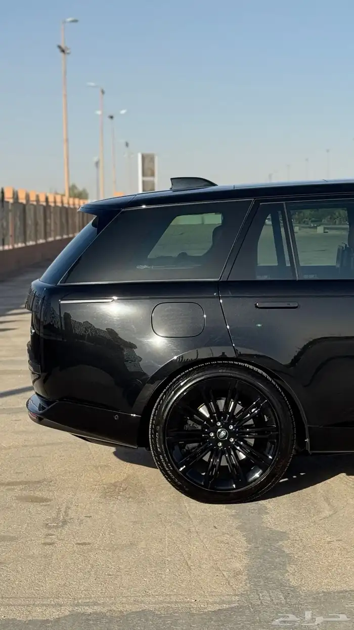 رنج روفر اوتو بيقرافي 2023 v8 5