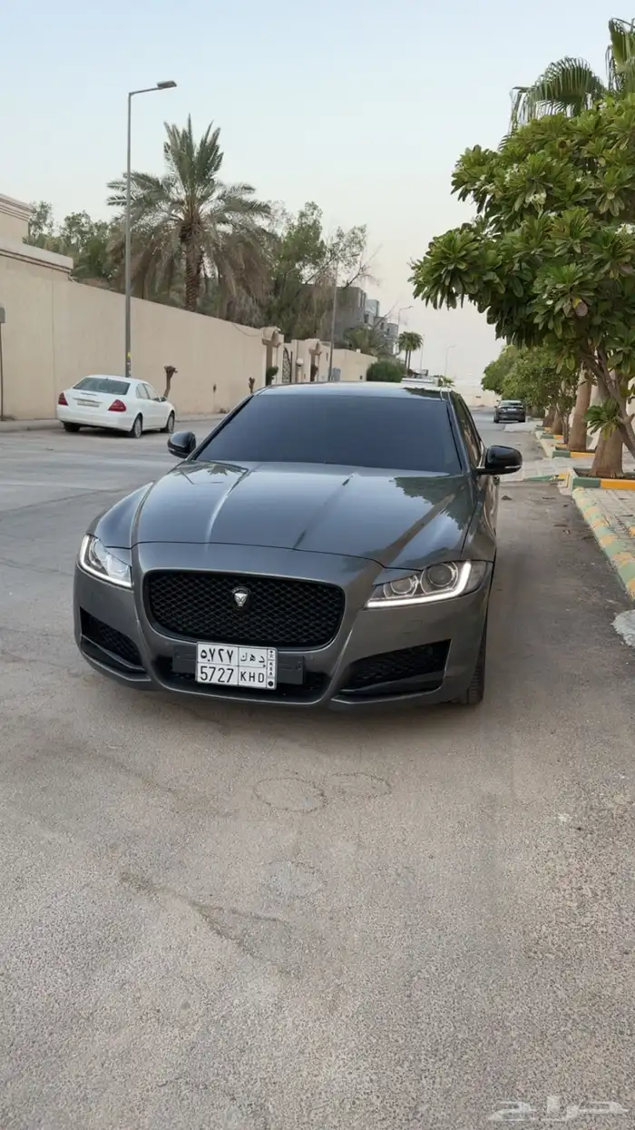 جاكوار XF بلاك ايديشن 2
