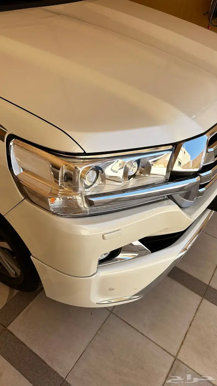 جيب لاندكروزر vx.s 2016 بريمي فل كامل 11