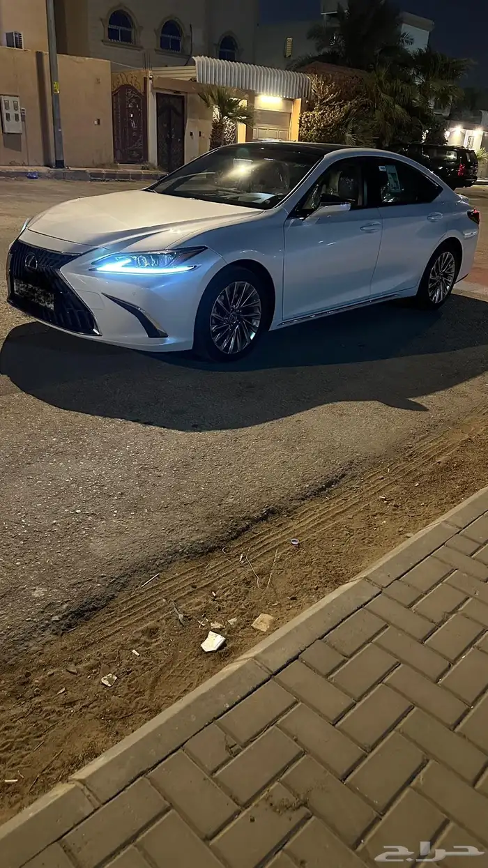 Es350 2023 0