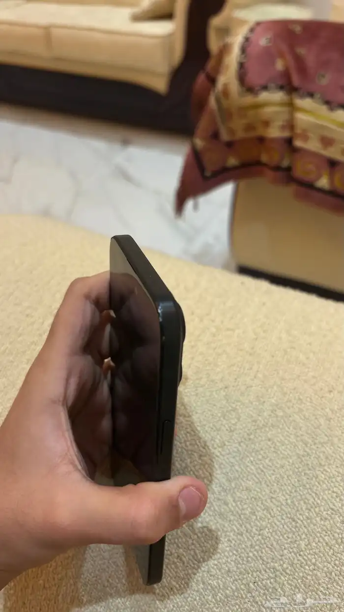 iPhone 16 Plus 128 4