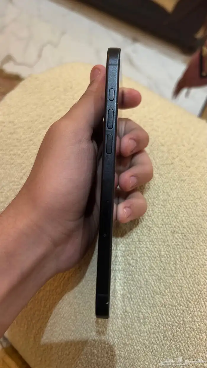 iPhone 16 Plus 128 3