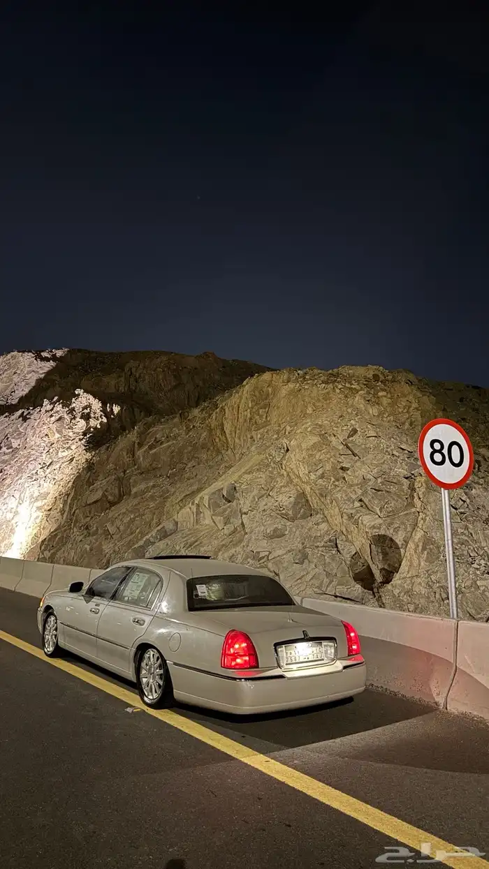 لنكولن تاون كار 2007 2