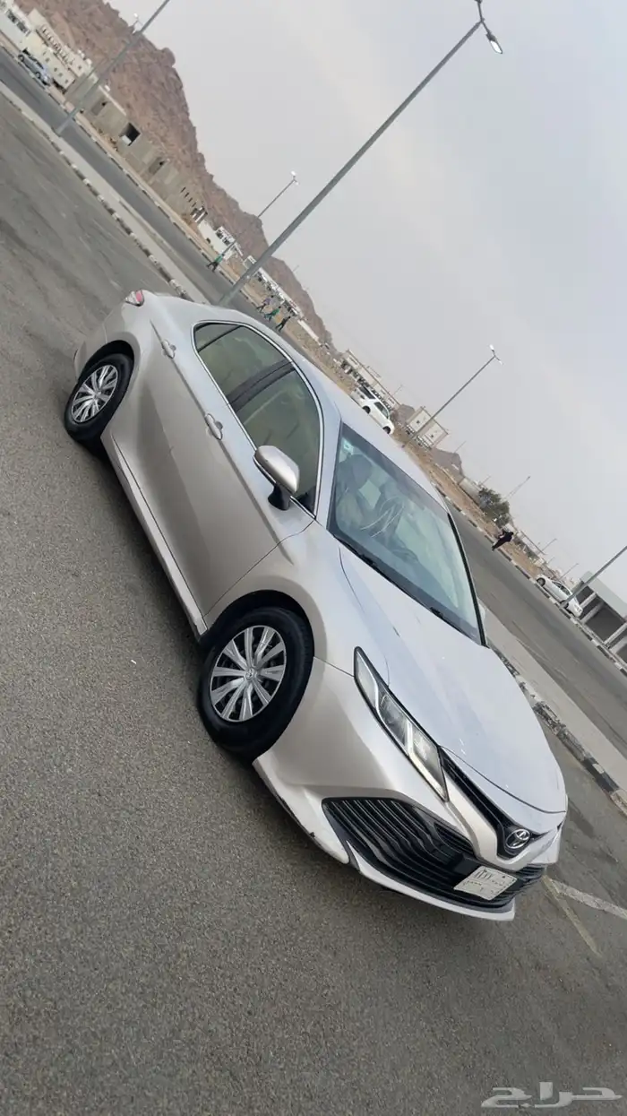 كامري 2020 اللون ذهبي او كشميري للتنازل 3
