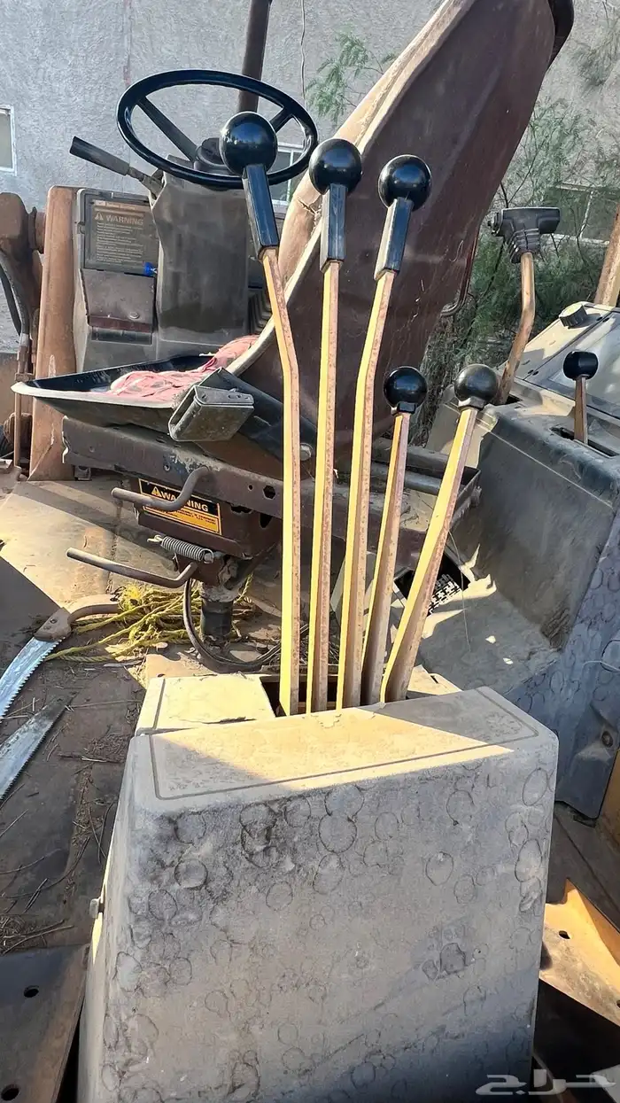 عرجة نوع case أمريكي موديل 2002 0