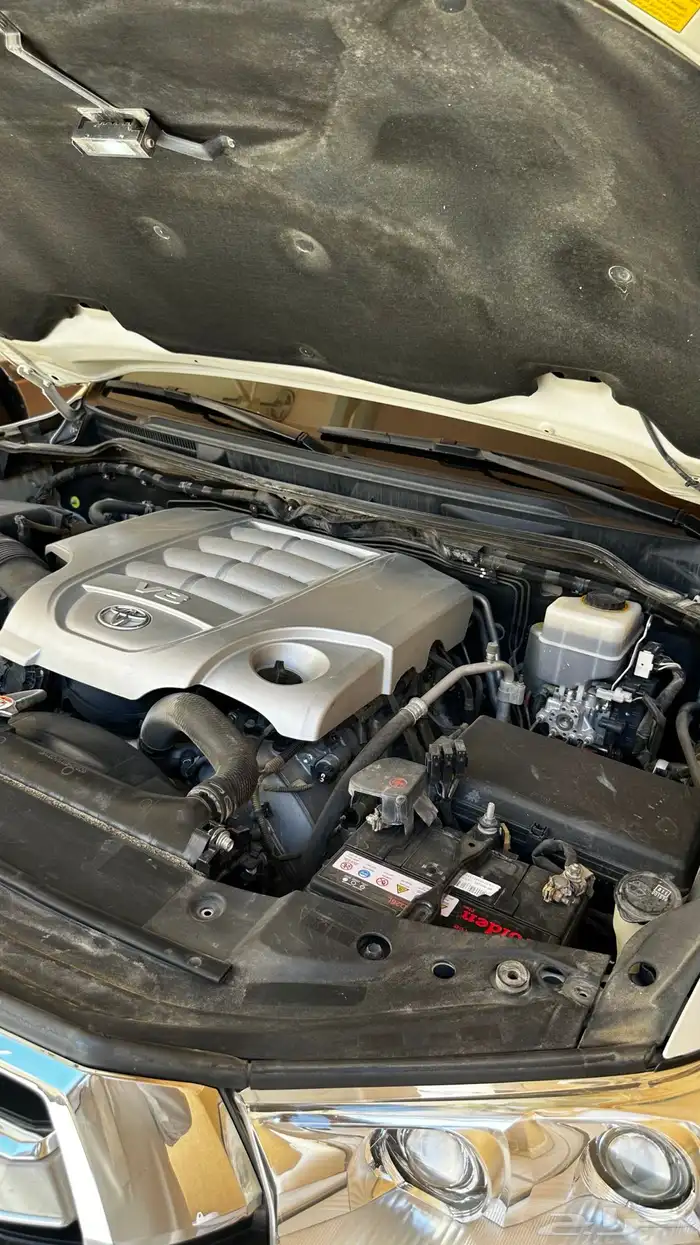 جيب لاندكروزر vx.s 2016 بريمي فل كامل 63