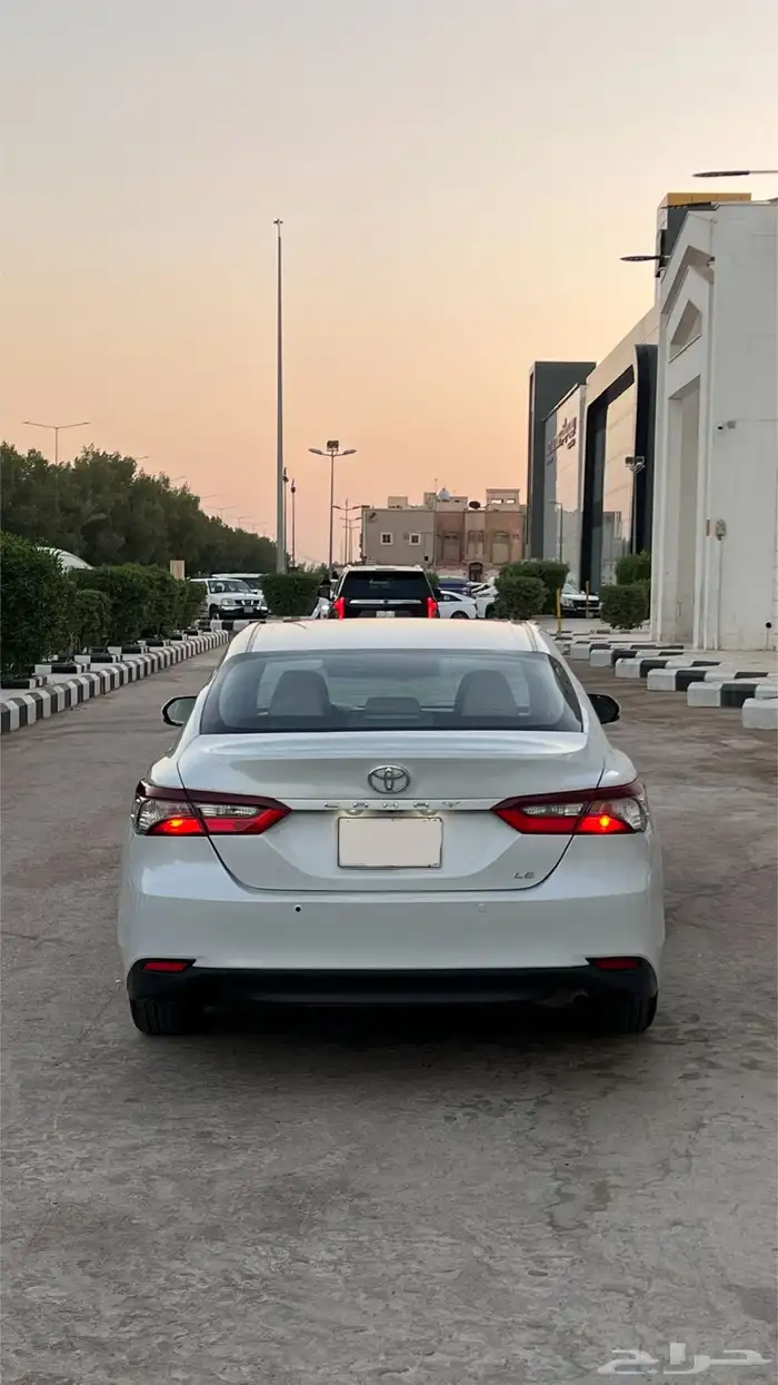 كامري ستاندر 2022 LE 5