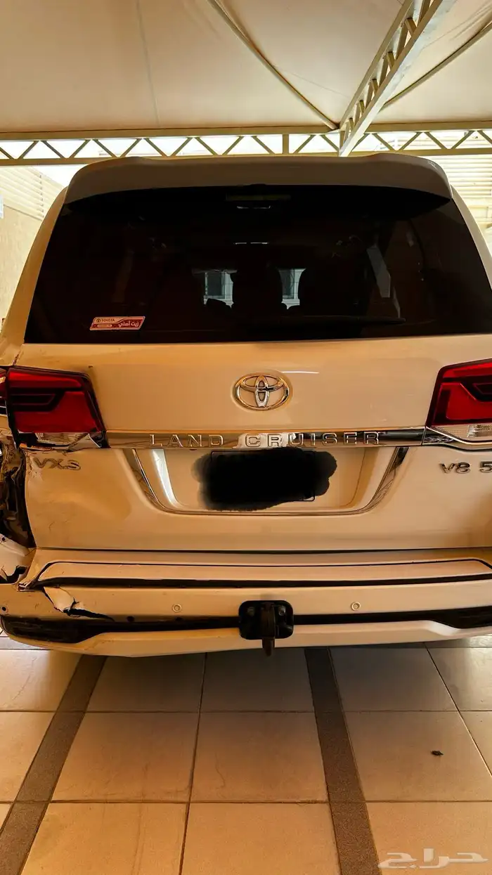 جيب لاندكروزر vx.s 2016 بريمي فل كامل 3