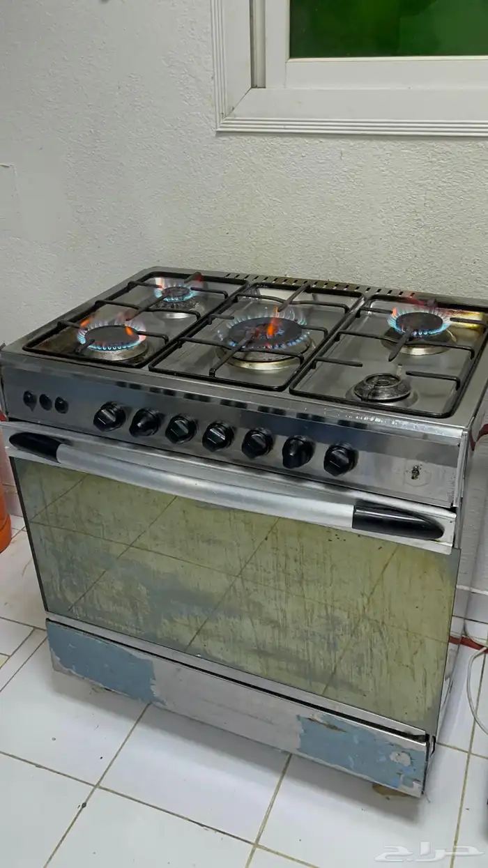فرن نظيف شغال كامل 0
