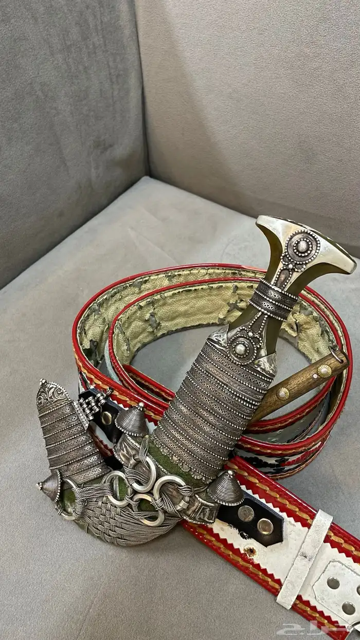 خنجر قرن جاموس شبيه الزراف 1