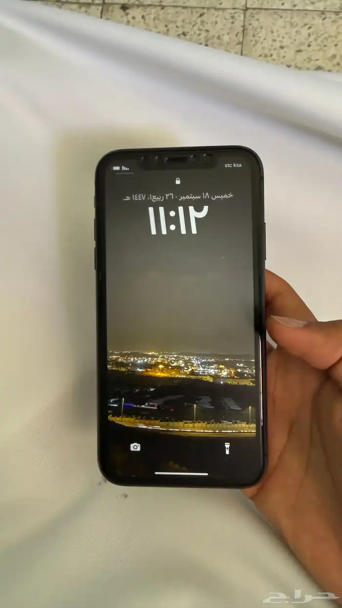 ايفون 11وكااله بطاريه 81 3