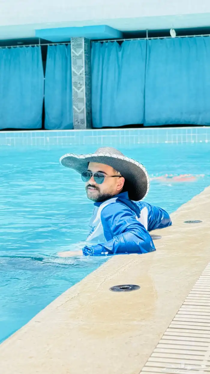 Swimming coach 18