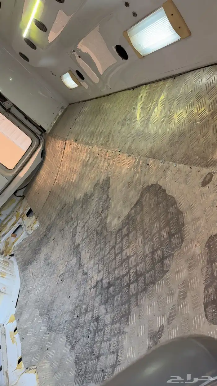 للبيع فان  باص ديزل 11