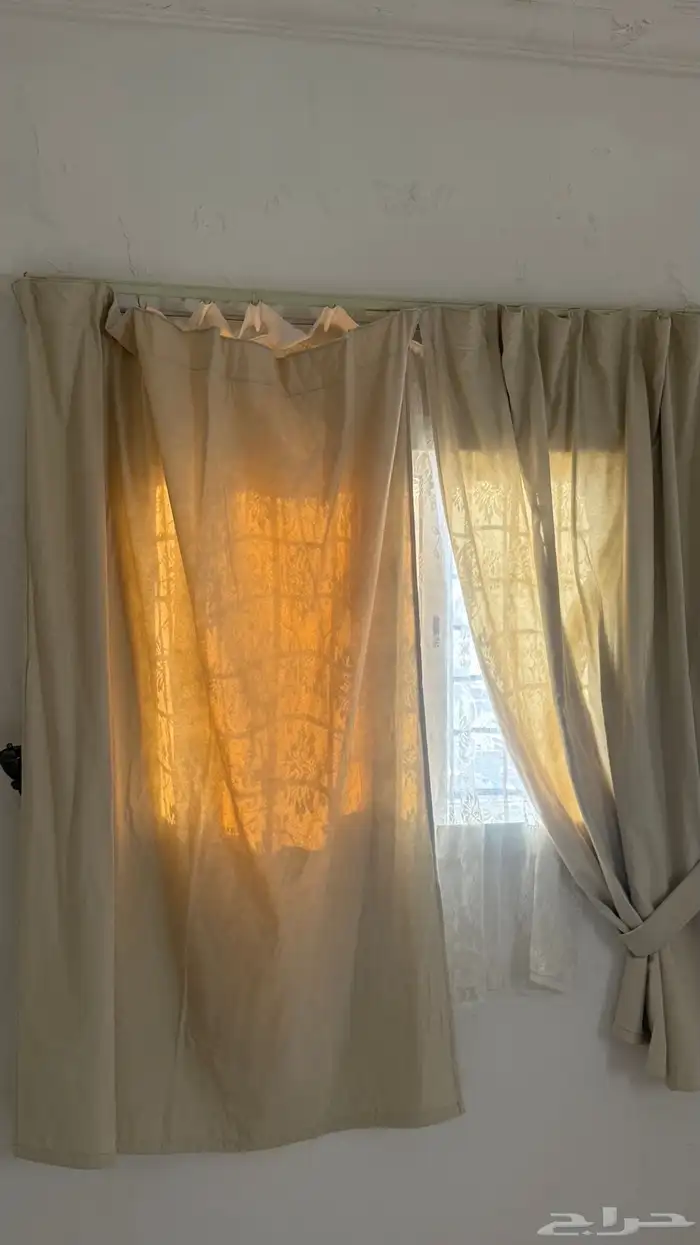 اثاث منزل نظيف . طاوله- فرشه- قاعده تلفزون- فرن- كنب - 2
