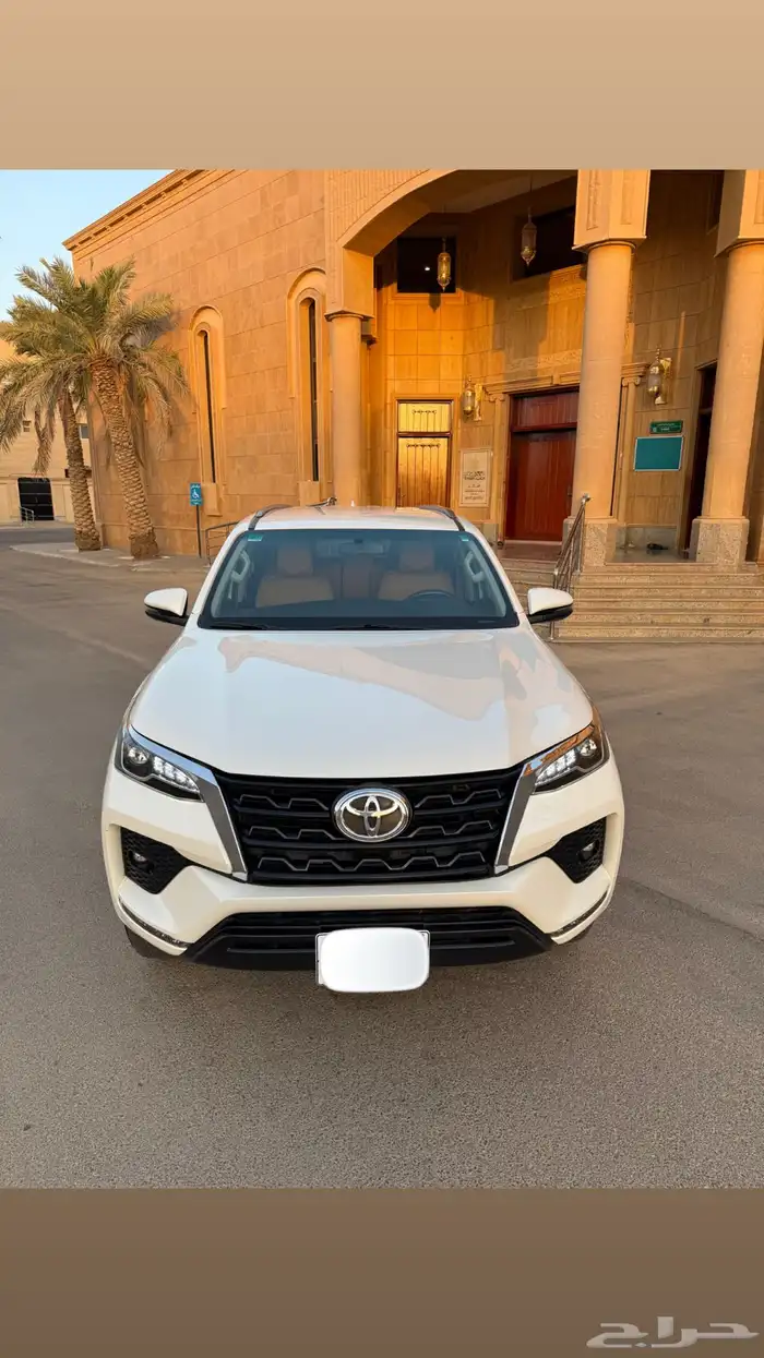 فورتشنر 2022 VX بنزين 6 سلندر 13