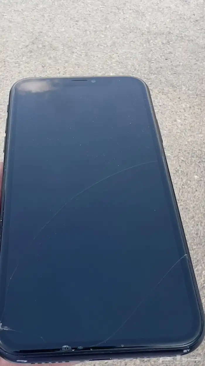 ايفون xr اسود 128 (الزلفي) 3