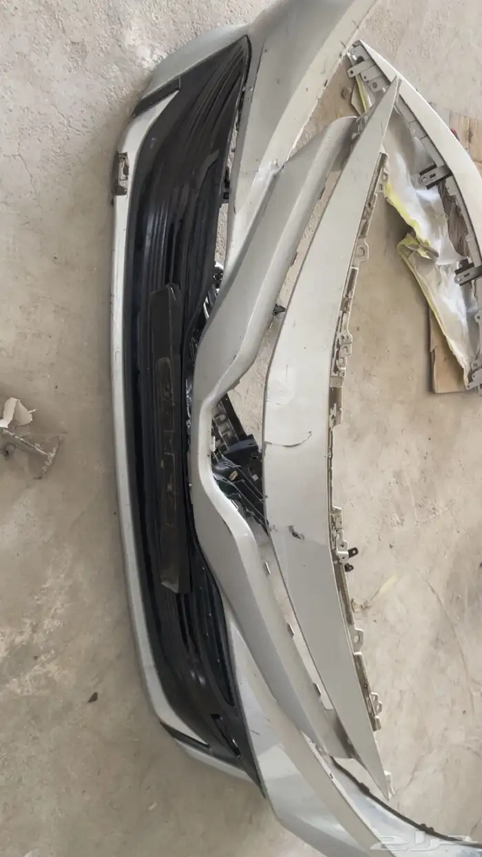صدام كامري 2020 0