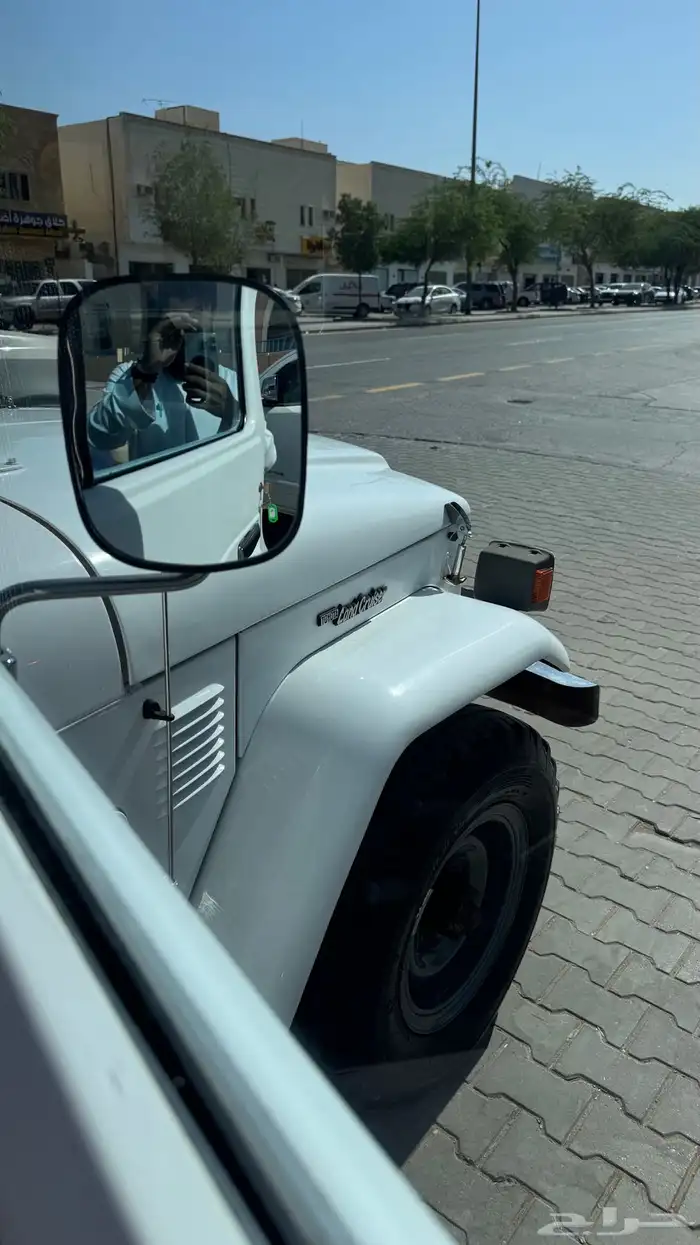 جيب ربع كلاسيك 9