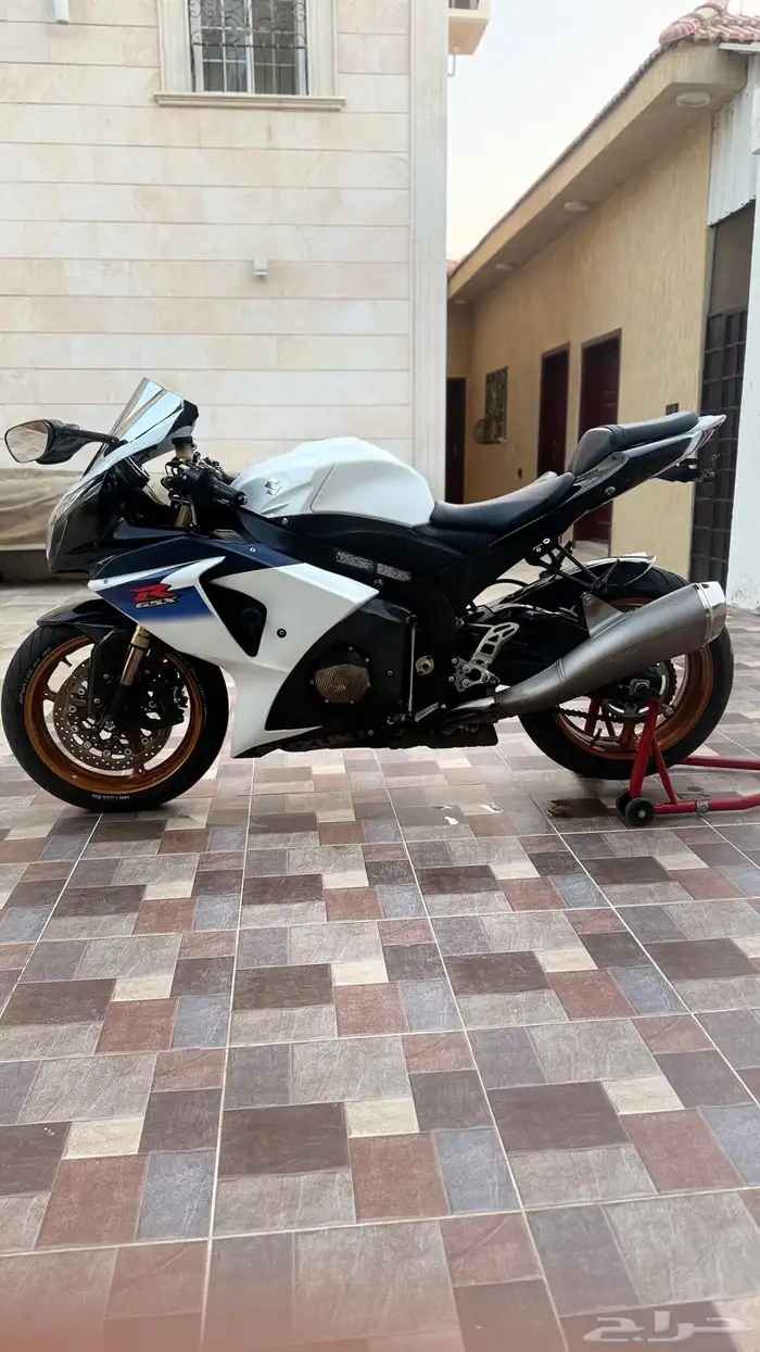 دباب للبيع 1000 سوزوكي 1