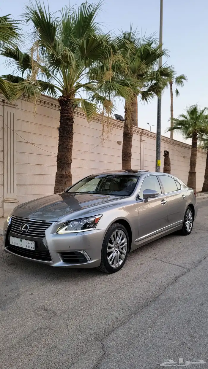 لكزس 2015 LS600 الفئة الفاخرة وكالة 45
