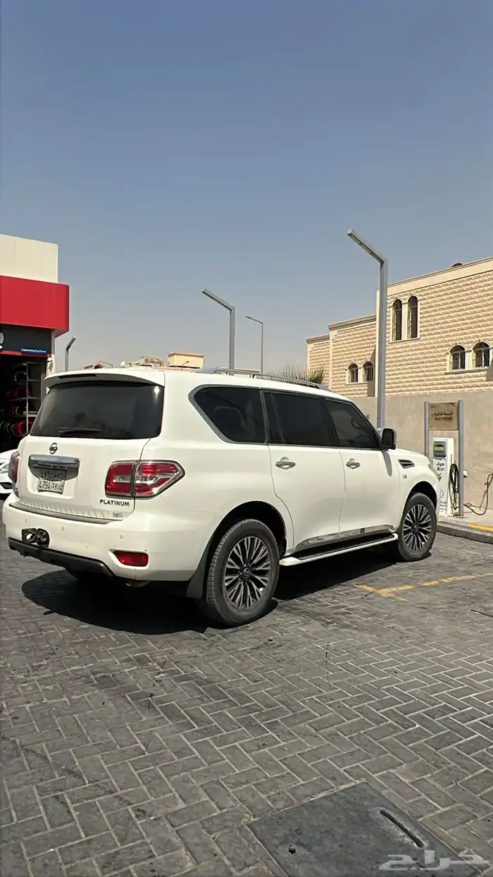 نيسان بلاتينيوم 2016 11