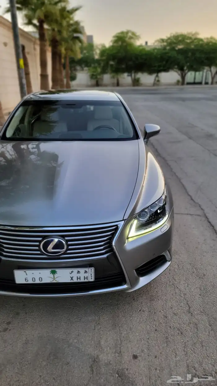 لكزس 2015 LS600 الفئة الفاخرة وكالة 9