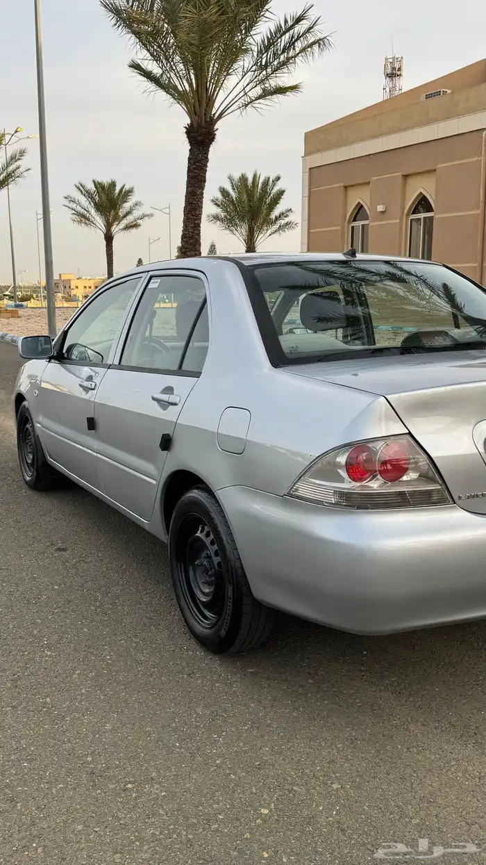 ميتسوبيشي لانسر 2010 7