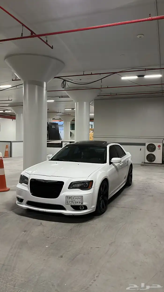 كرايسلر معدل srt للبيع او بدل مناسب 5