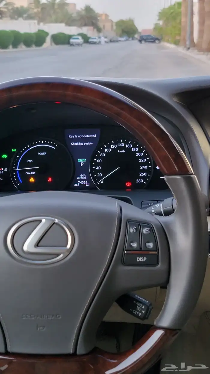 لكزس 2015 LS600 الفئة الفاخرة وكالة 40