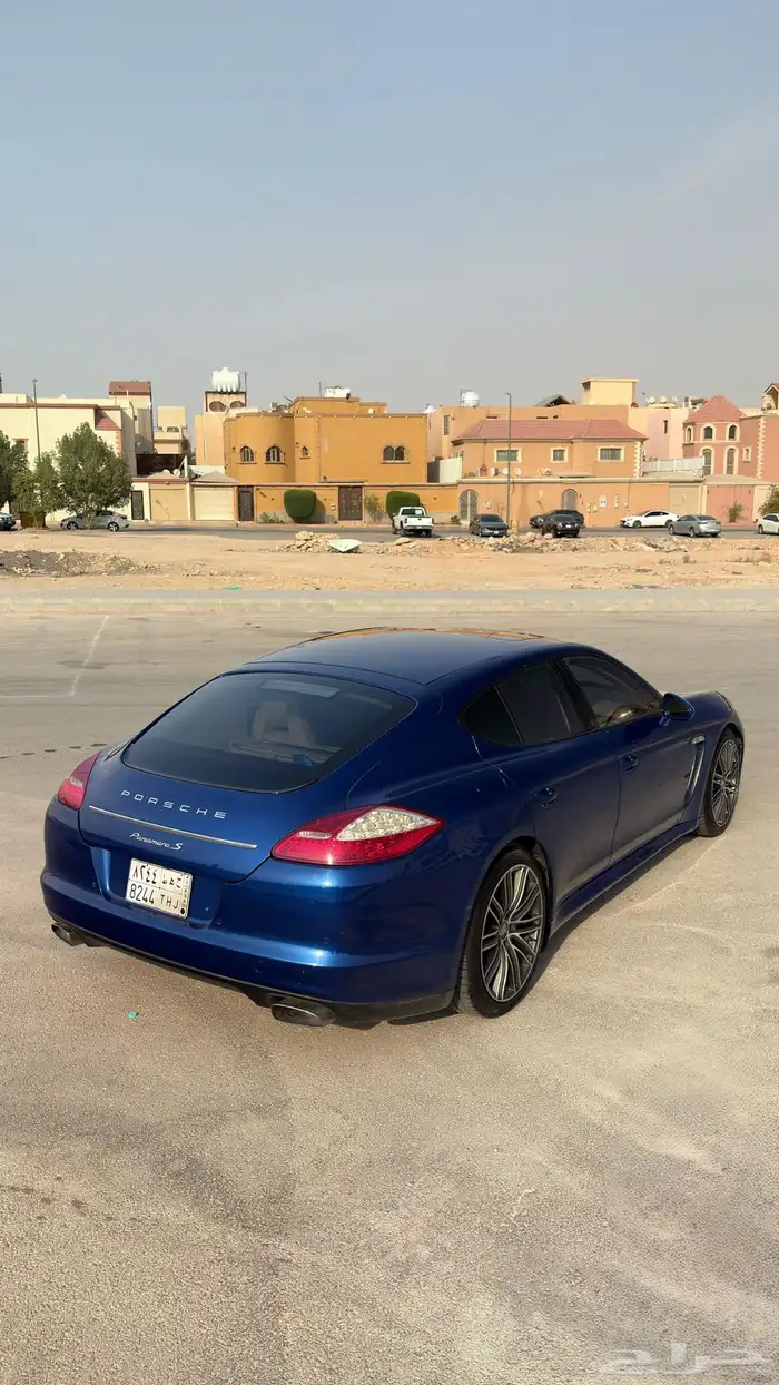 بورش باناميرا s 2011 4