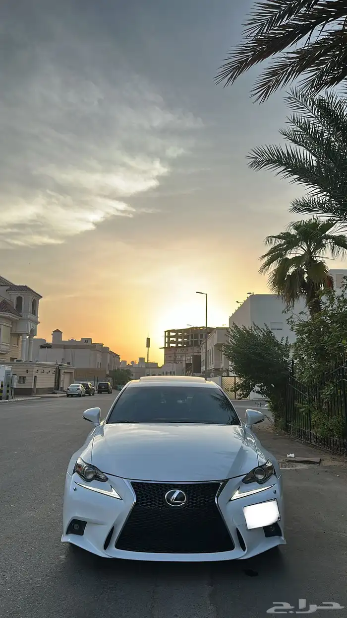 لكزس2015isF 2