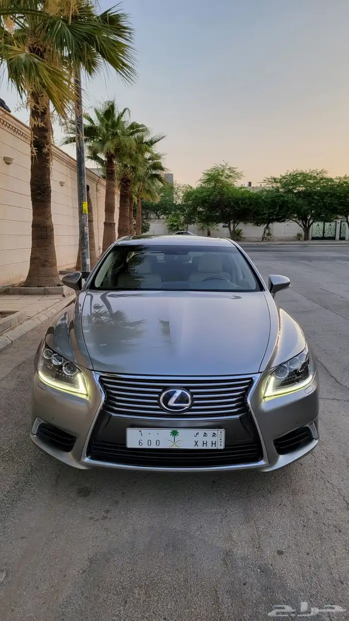 لكزس 2015 LS600 الفئة الفاخرة وكالة 8