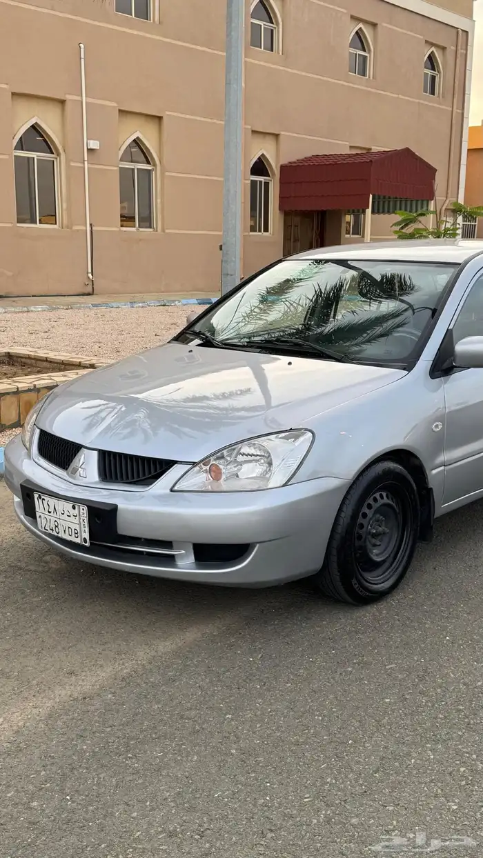 ميتسوبيشي لانسر 2010 5