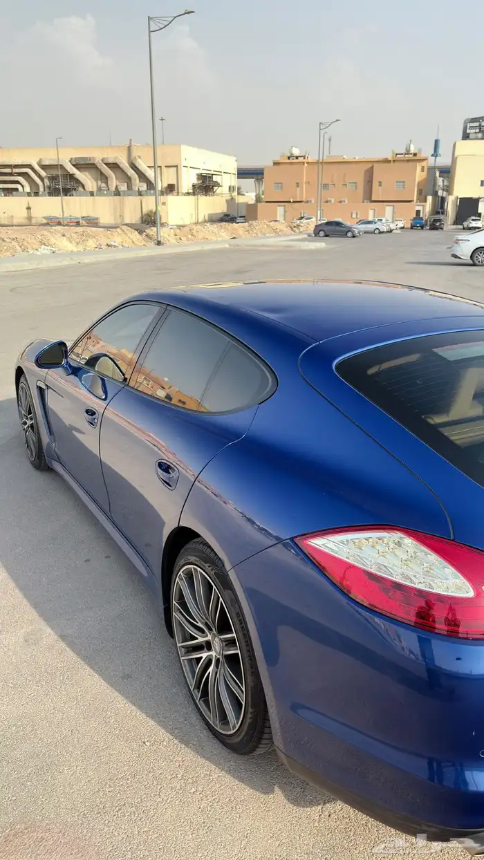 بورش باناميرا s 2011 6