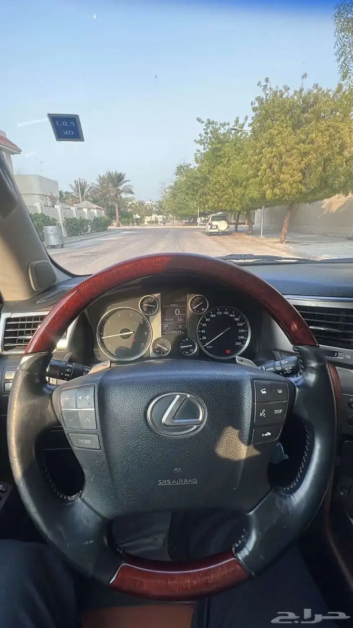 لكزس 7